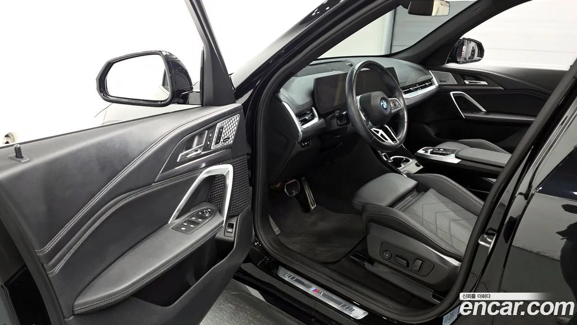 BMW iX1 2023 из KR, фото 10