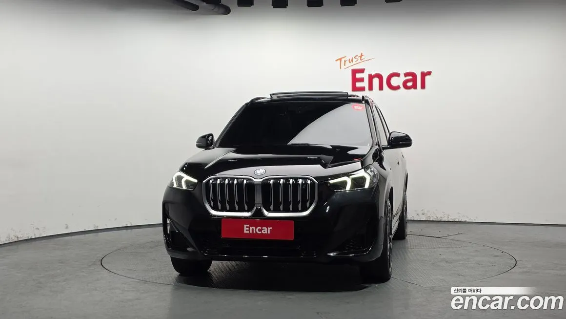 BMW iX1 2023 из KR, фото 4