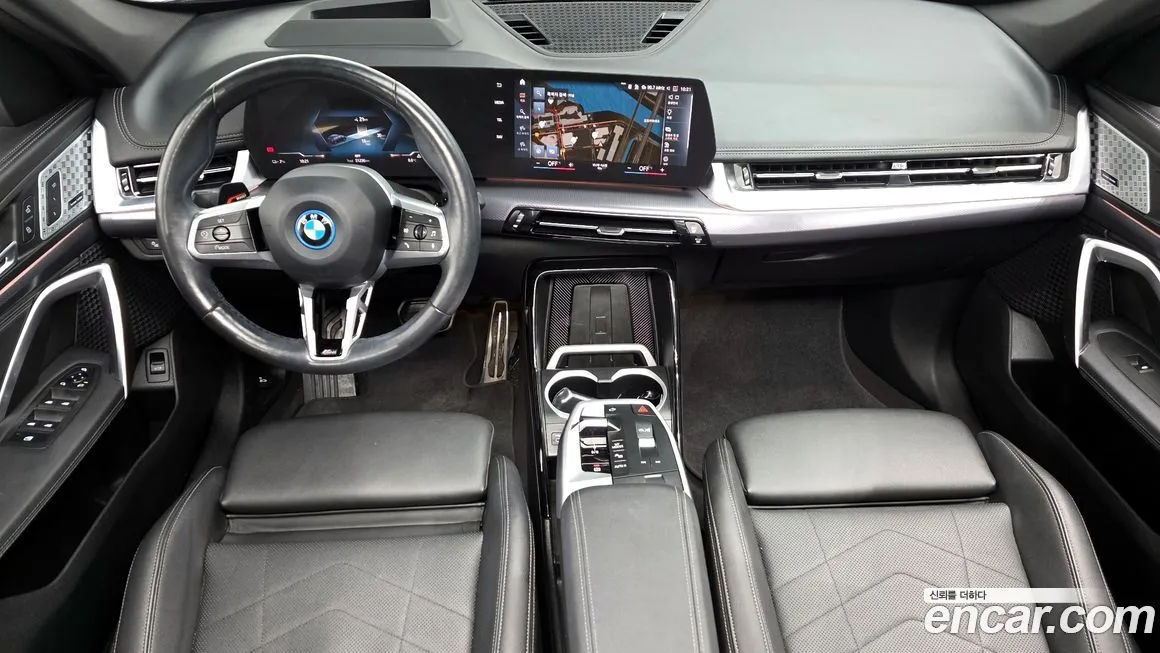 BMW iX1 2023 из KR, фото 2
