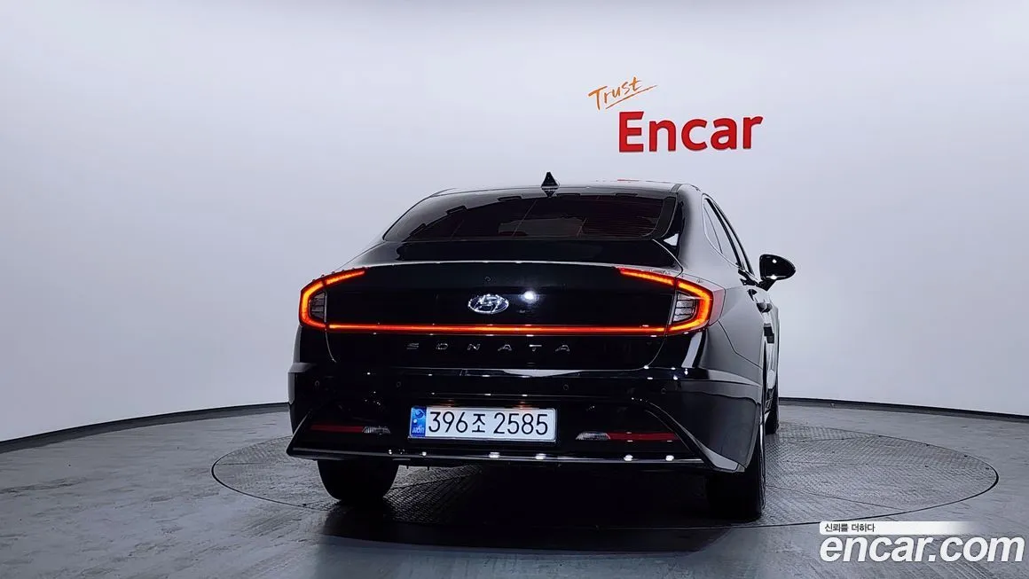 Hyundai Sonata 2023 из KR, фото 3