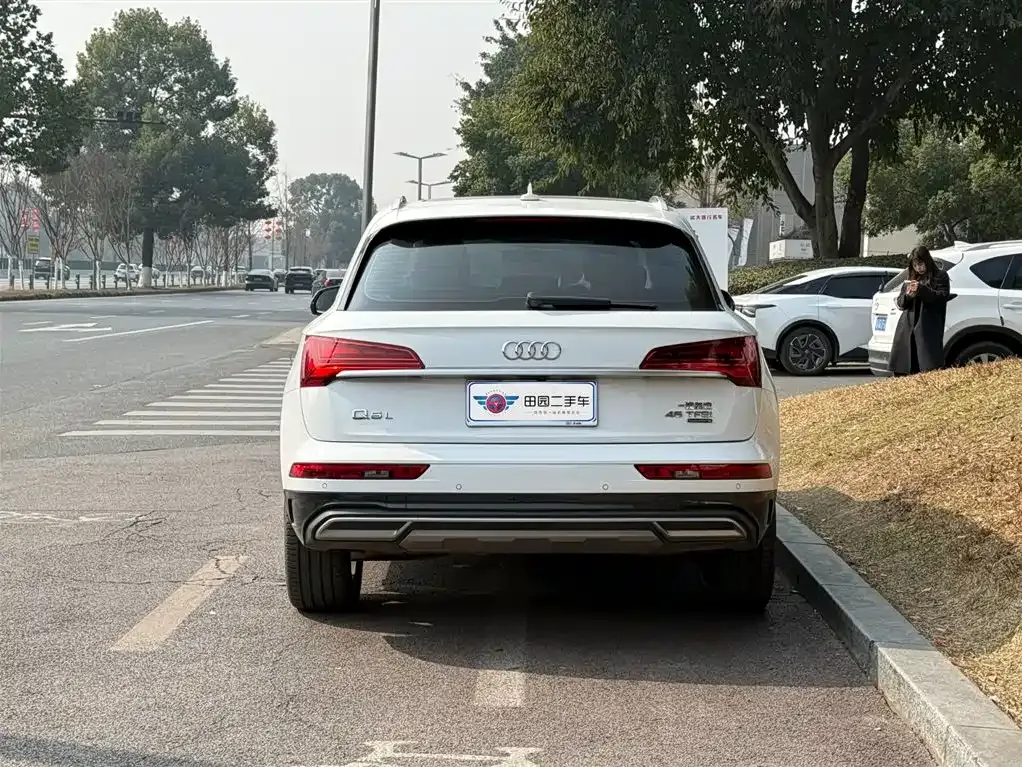 Audi Q5L 2022 из CN, фото 7
