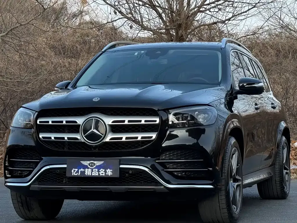 Mercedes-Benz GLS — фото 1