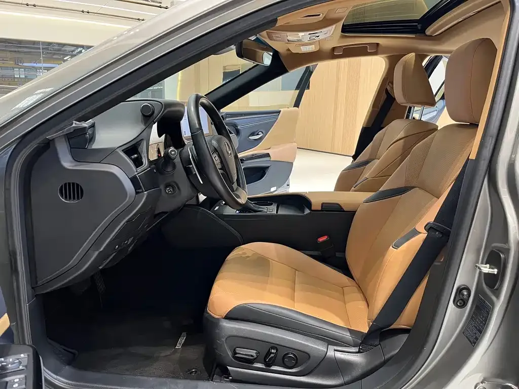 Lexus ES 2024 из CN, фото 8