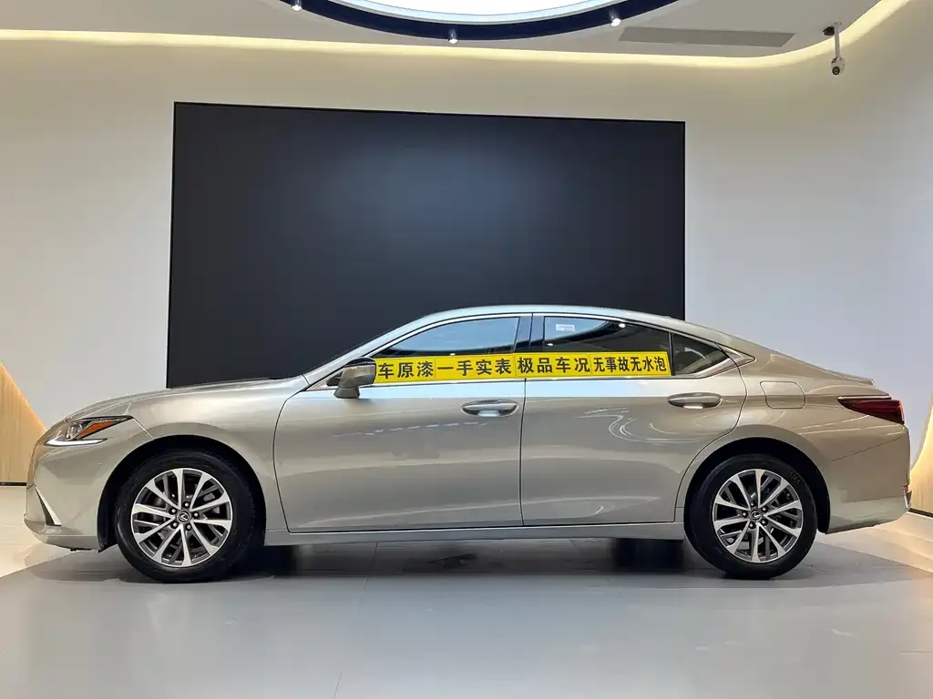 Lexus ES 2024 из CN, фото 2