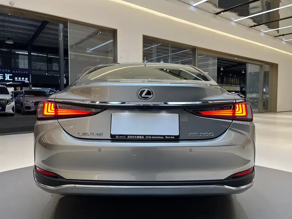 Lexus ES 2024 из CN, фото 5