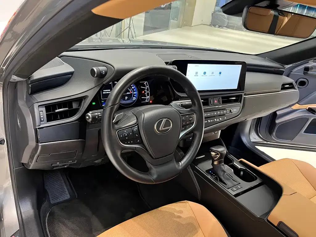 Lexus ES 2024 из CN, фото 4