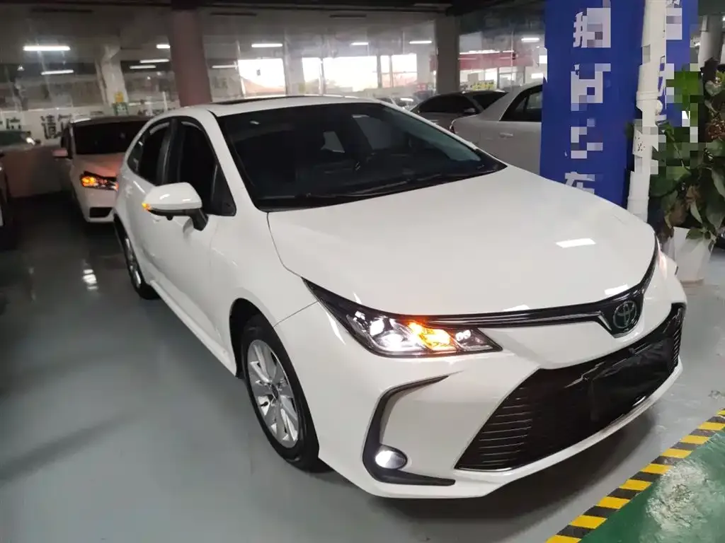 Toyota Corolla 2024 из CN, фото 3