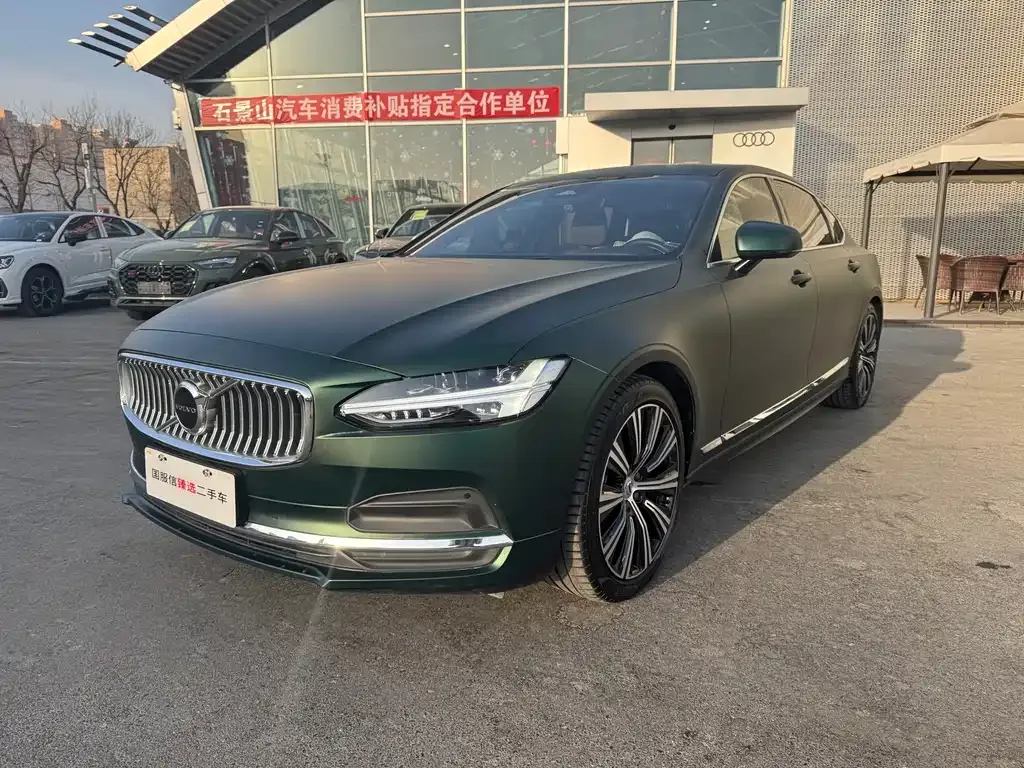 Volvo S90 2024 из CN, фото 1