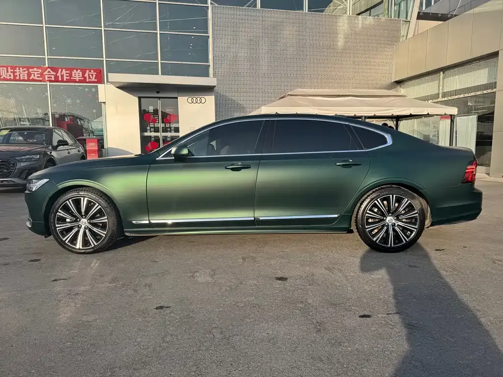 Volvo S90 2024 из CN, фото 8
