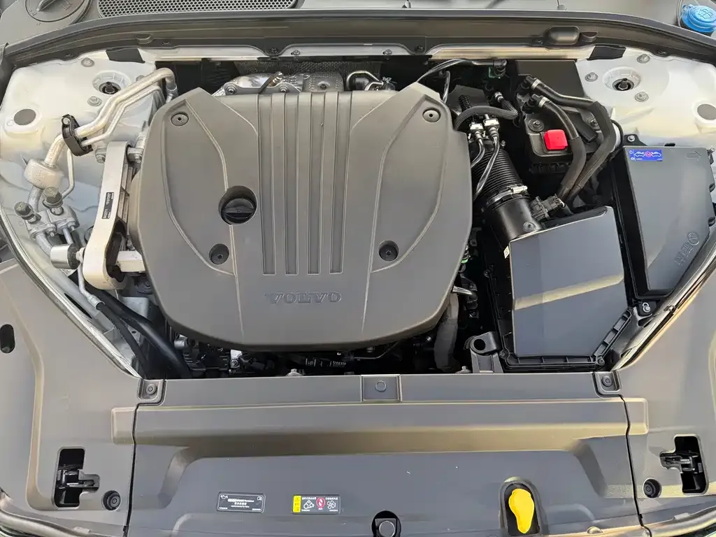 Volvo S90 2024 из CN, фото 3