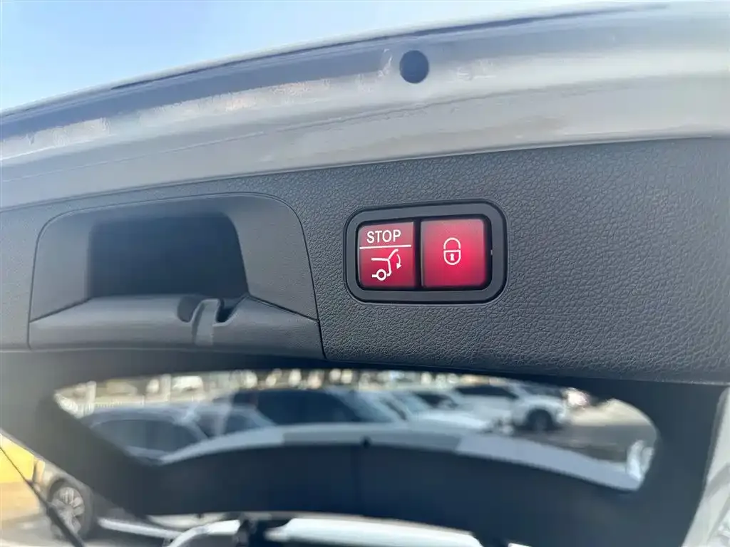 Mercedes-Benz GLC 2022 из CN, фото 4