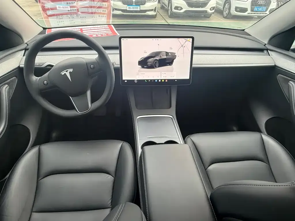 Tesla Model Y 2024 из CN, фото 3