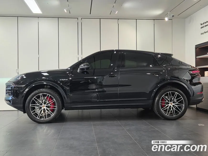 Porsche Cayenne 2025 из KR, фото 2