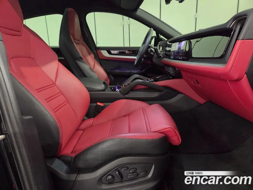 Porsche Cayenne 2025 из KR, фото 4