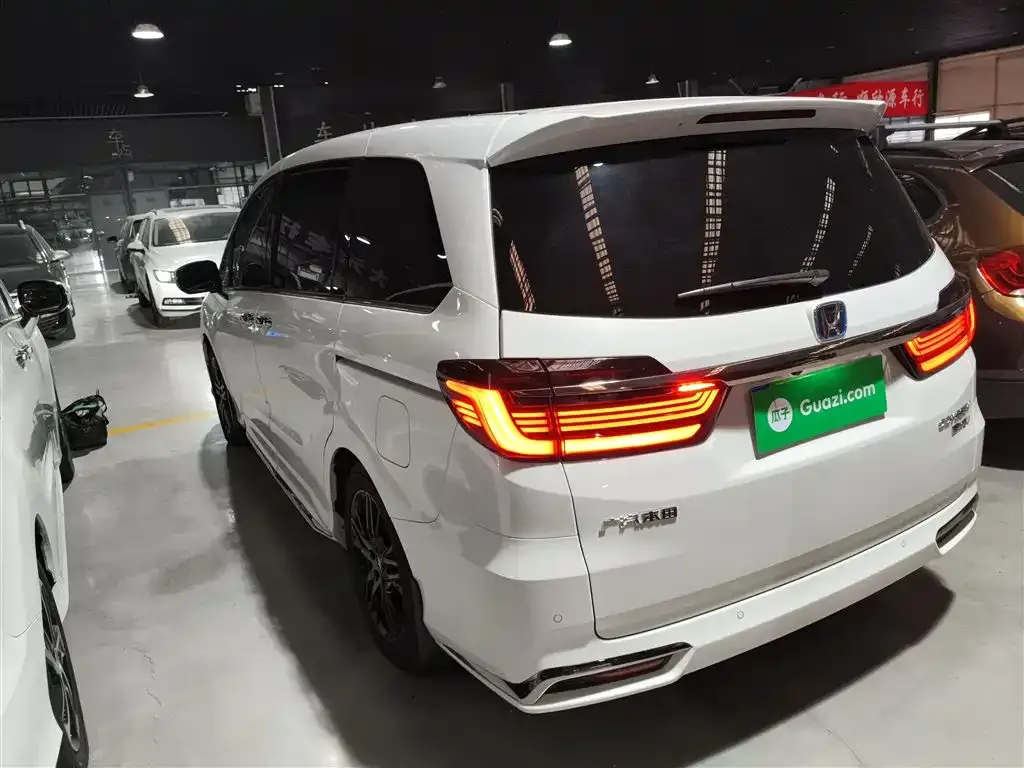 Honda Odyssey 2023 из CN, фото 3