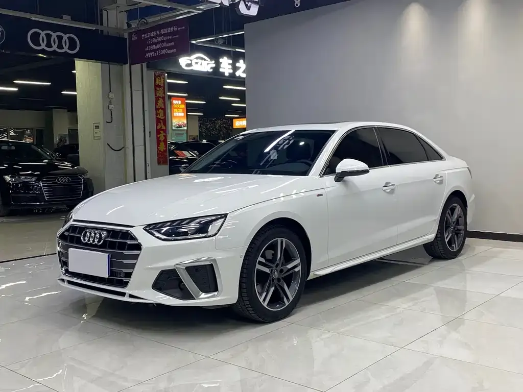Audi A4L 2021 из CN, фото 1