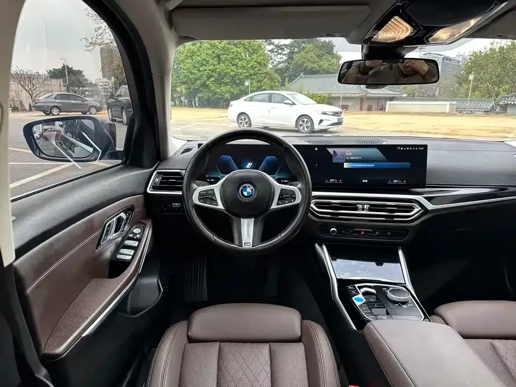 BMW i3 2023 из CN, фото 2