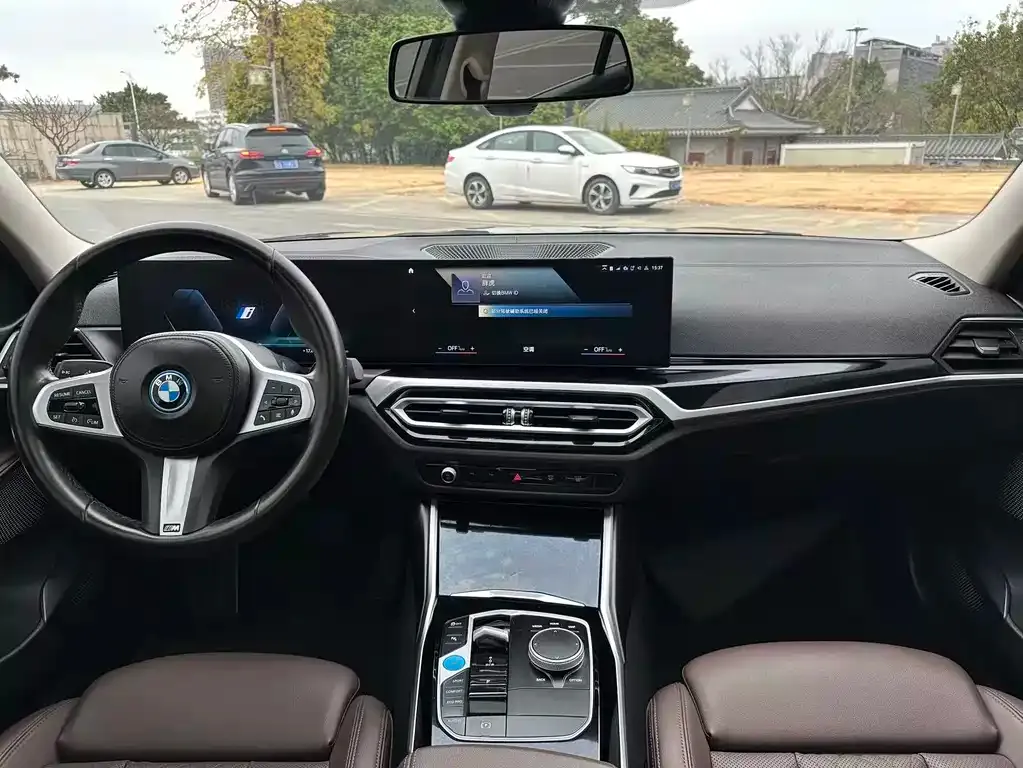 BMW i3 2023 из CN, фото 7