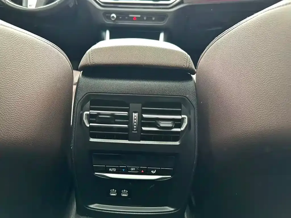 BMW i3 2023 из CN, фото 8