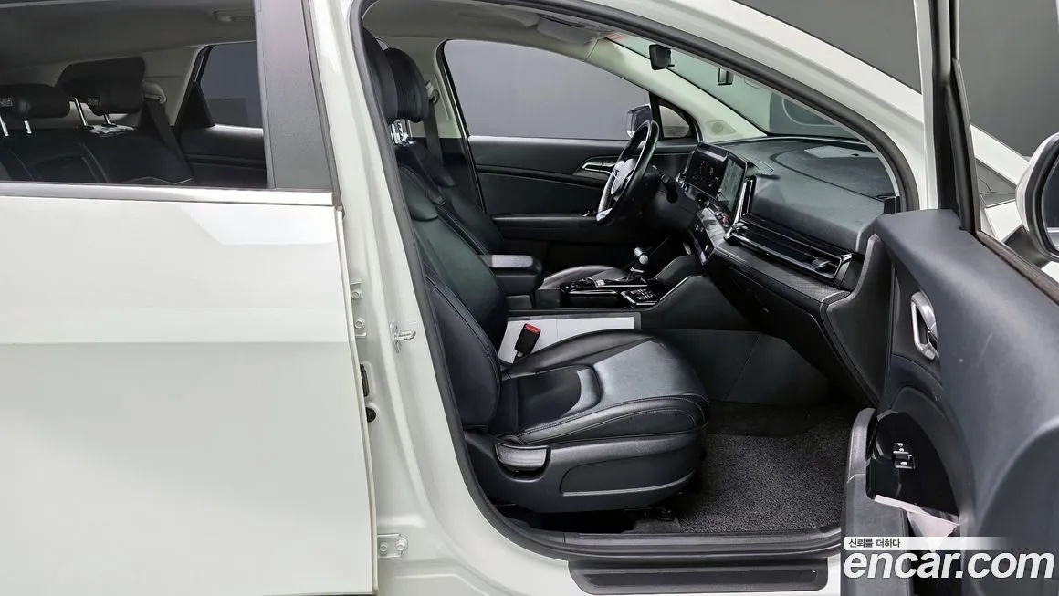 Kia Sportage — фото 9