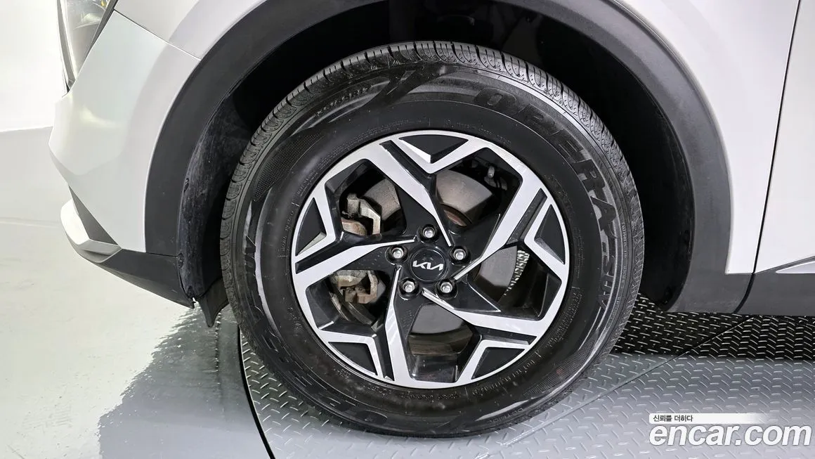 Kia Sportage — фото 7