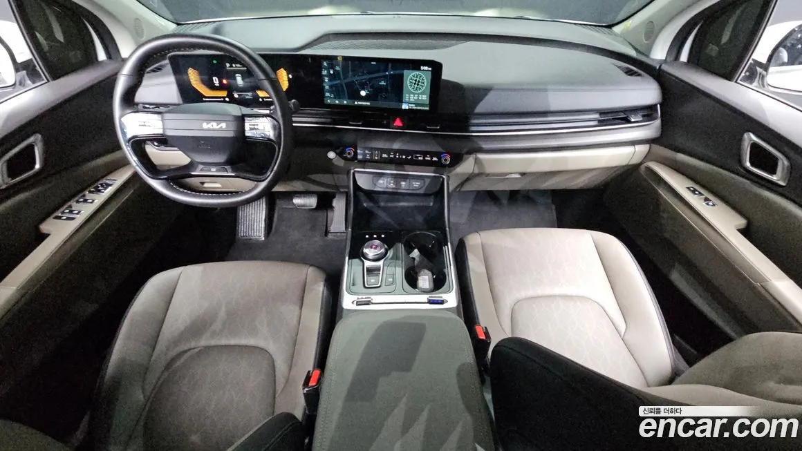 Kia Carnival — фото 4