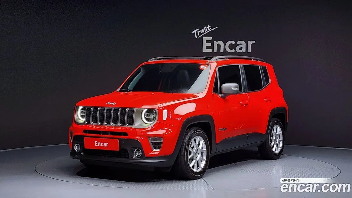Jeep Renegade — фото 1