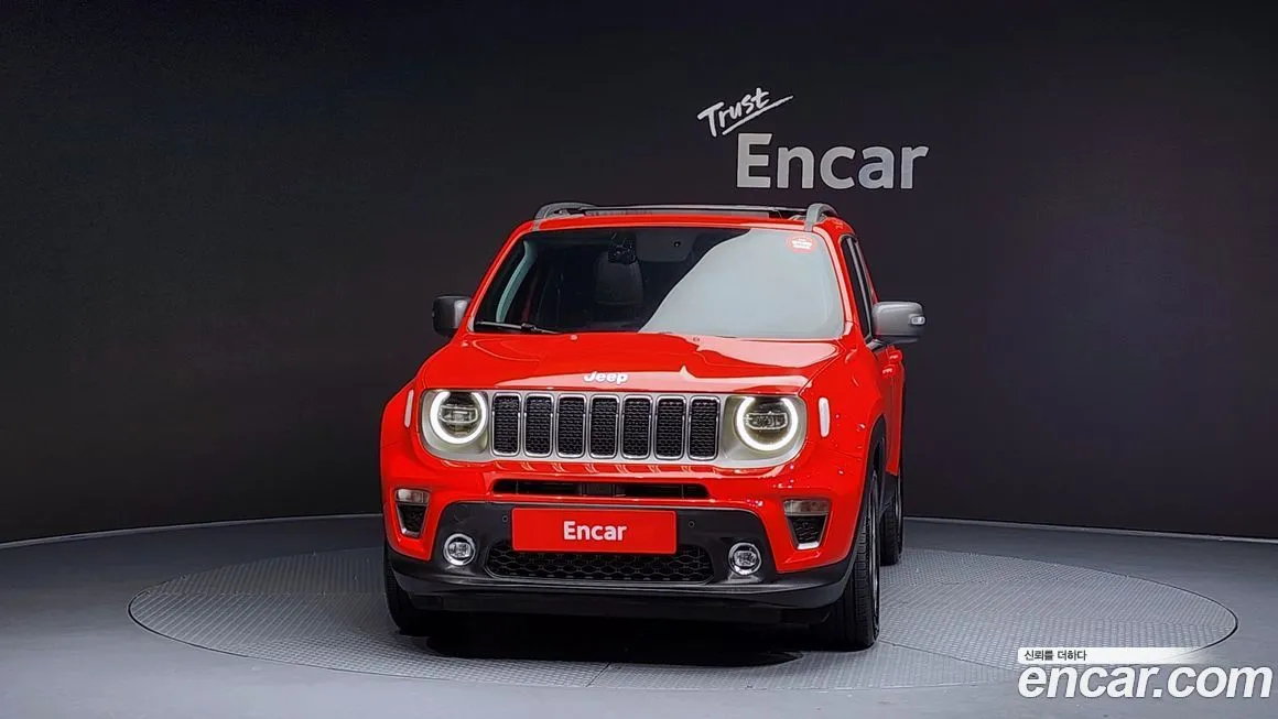 Jeep Renegade — фото 2