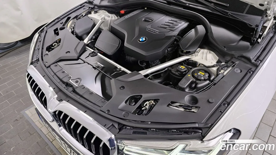 BMW 5-Series 2023 из KR, фото 9