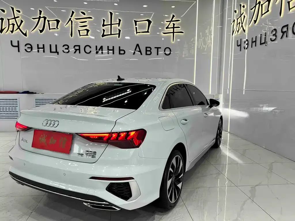 Audi A3 2023 из CN, фото 6