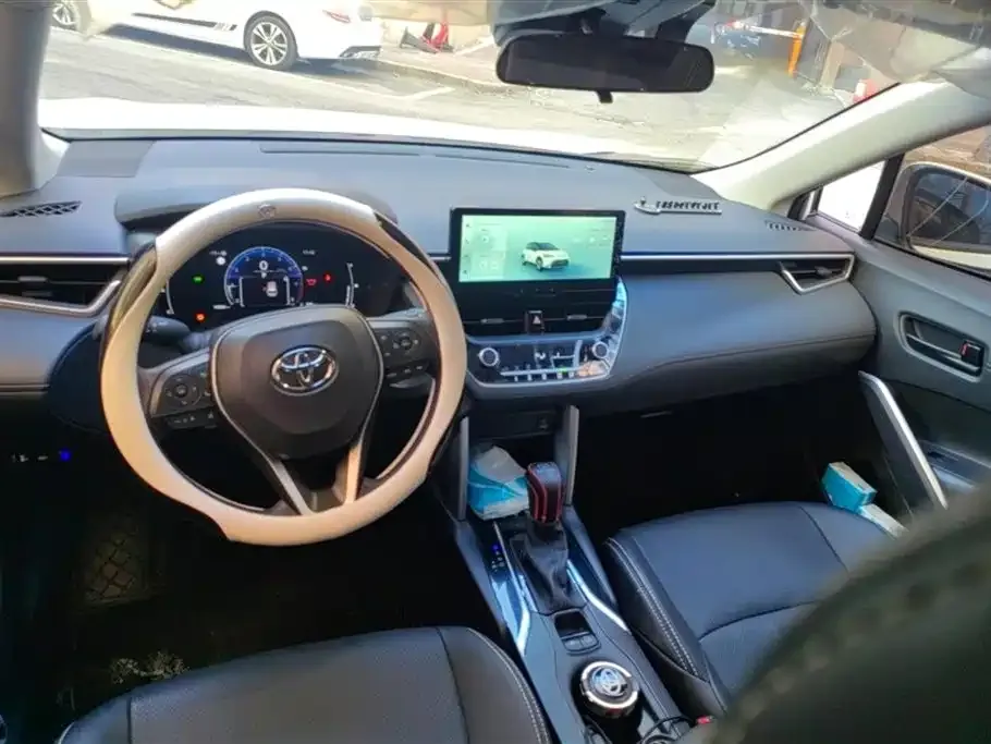 Toyota Frontlander 2023 из CN, фото 4