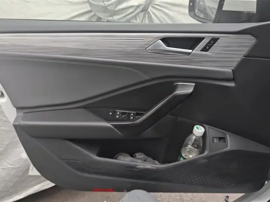 Volkswagen Sagitar 2022 из CN, фото 2