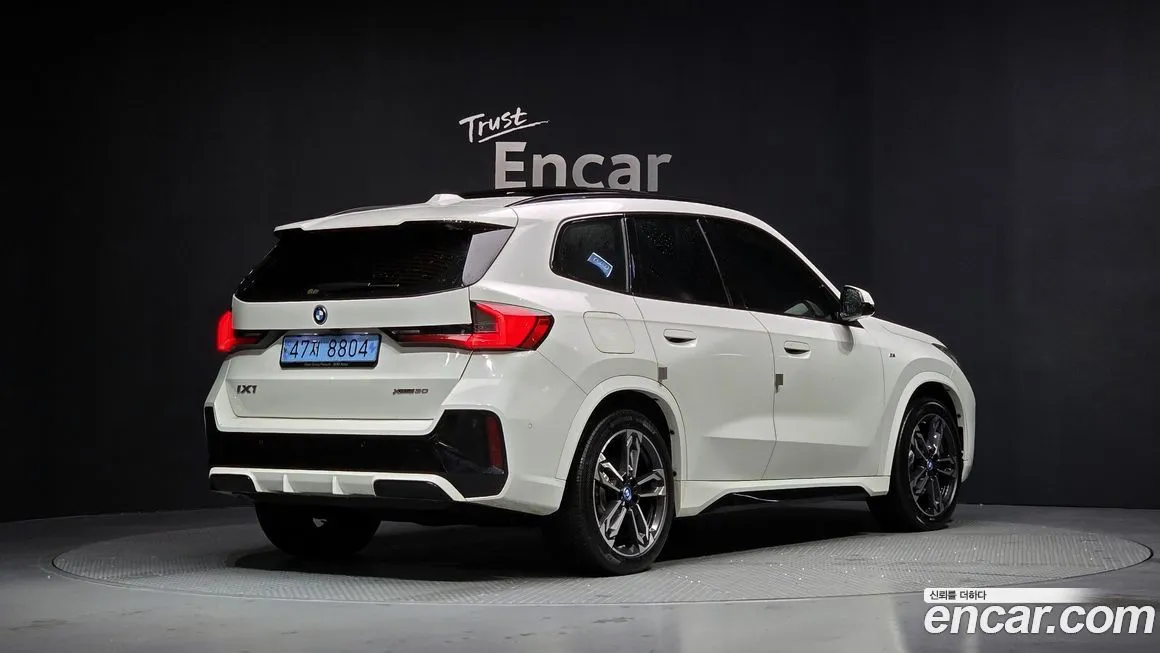 BMW iX1 2023 из KR, фото 4