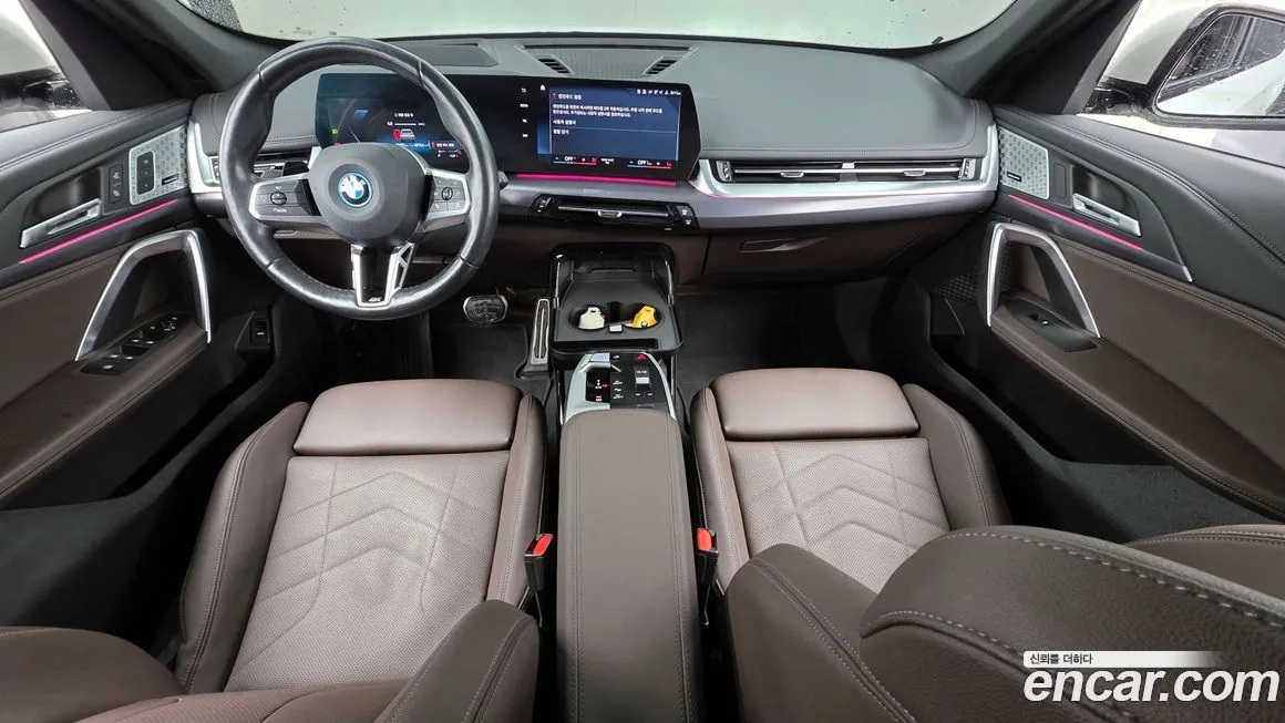 BMW iX1 2023 из KR, фото 3