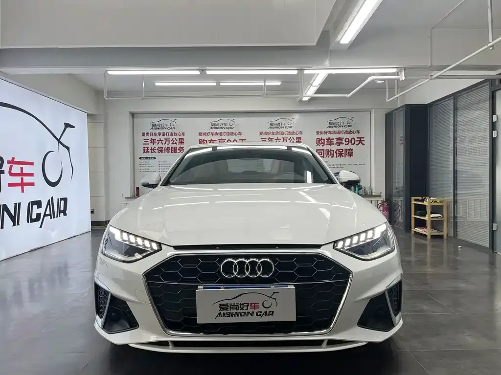 Audi A4L 2021 из CN, фото 5