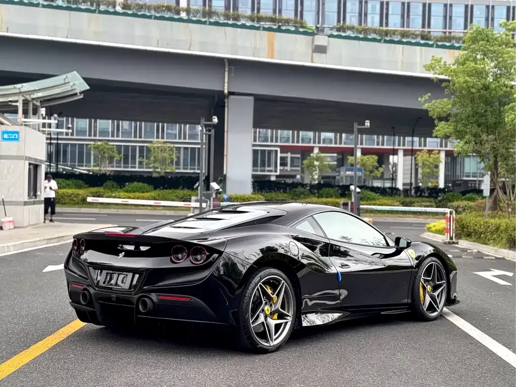 Ferrari F8 2022 из CN, фото 3