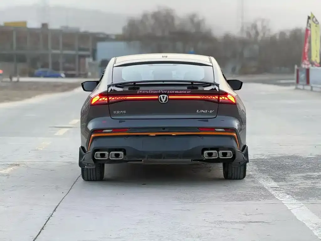 Changan UNI-V 2025 из CN, фото 5
