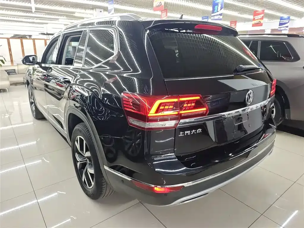 Volkswagen Teramont 2021 из CN, фото 9