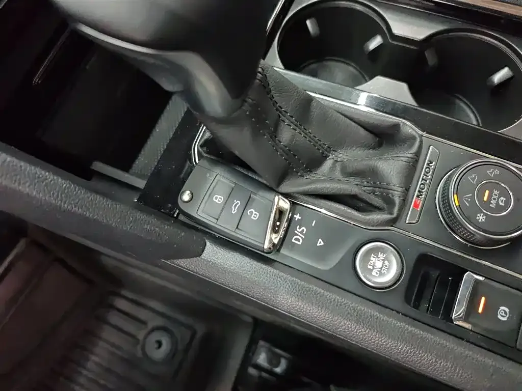 Volkswagen Teramont 2021 из CN, фото 5