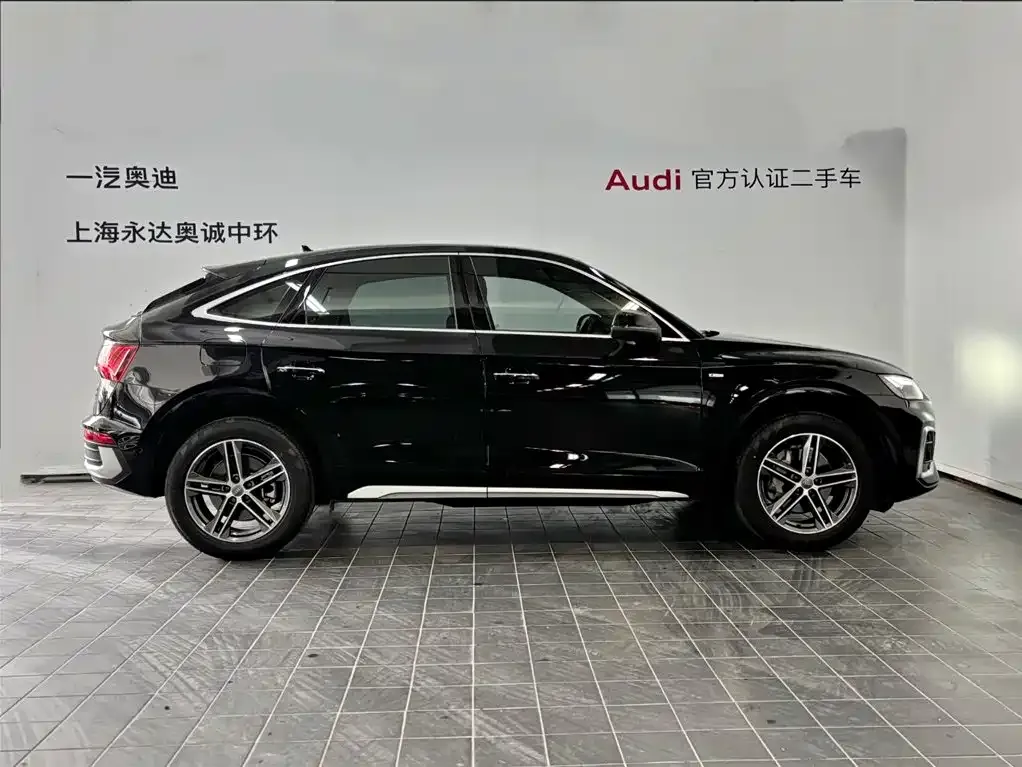 Audi Q5L Sportback 2021 из CN, фото 4
