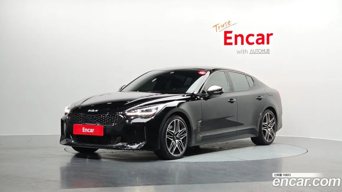 Kia Stinger 2023 из KR, фото 1
