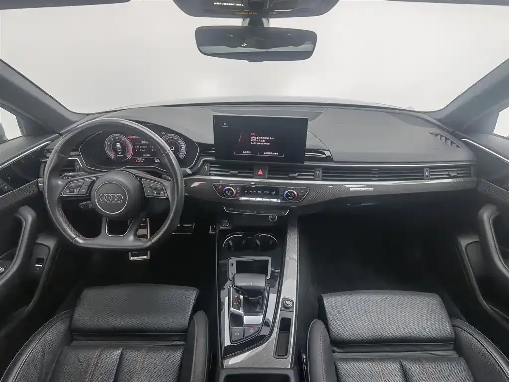 Audi A4L 2022 из CN, фото 7