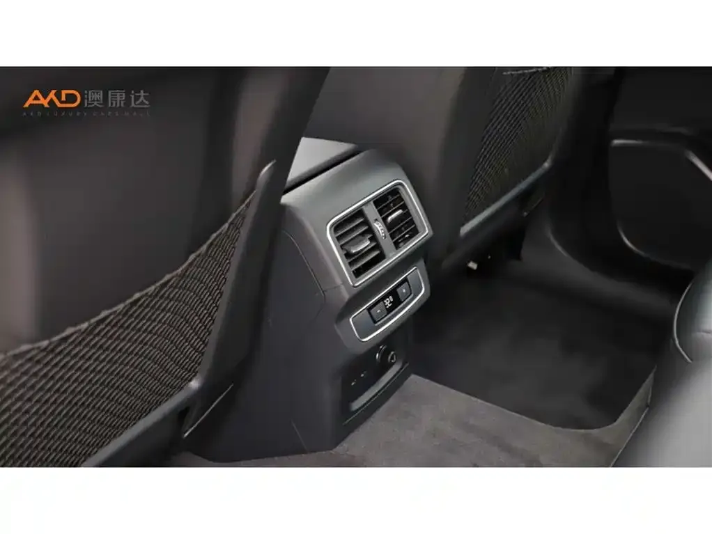 Audi Q5L Sportback 2022 из CN, фото 7
