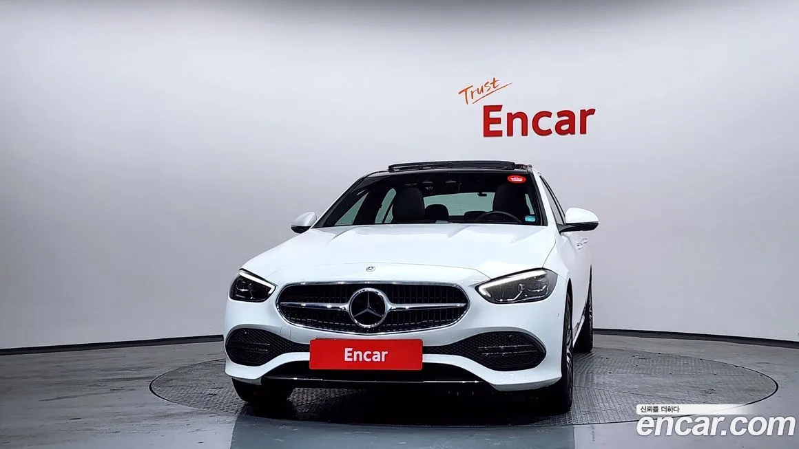 Mercedes-Benz C-Class 2025 из KR, фото 2