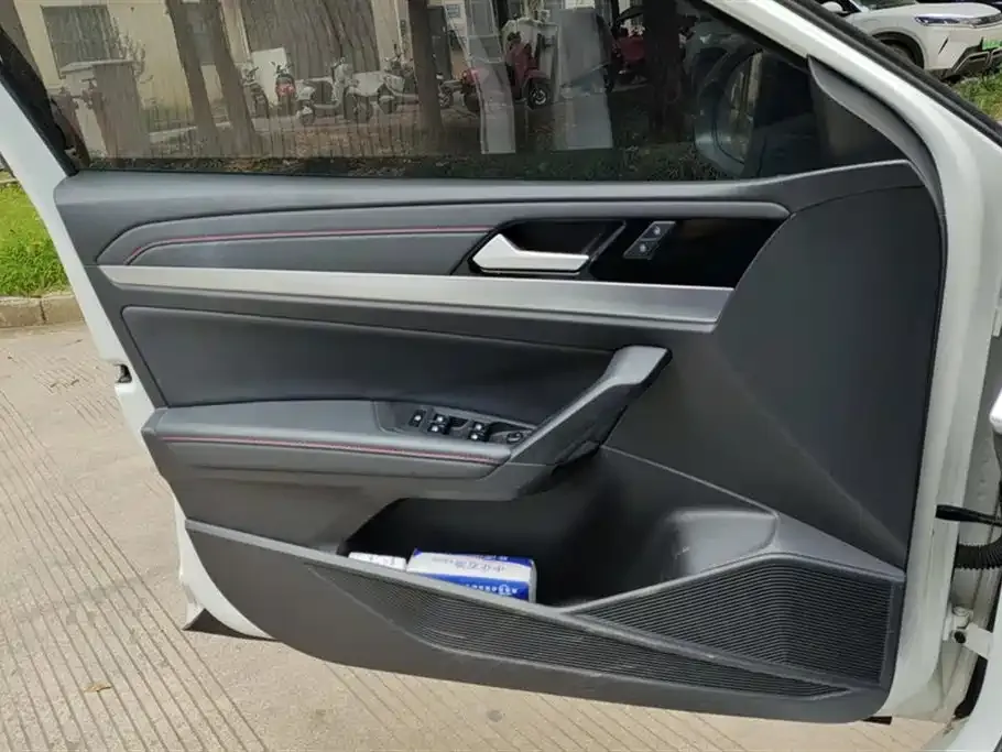 Volkswagen Lavida 2022 из CN, фото 6