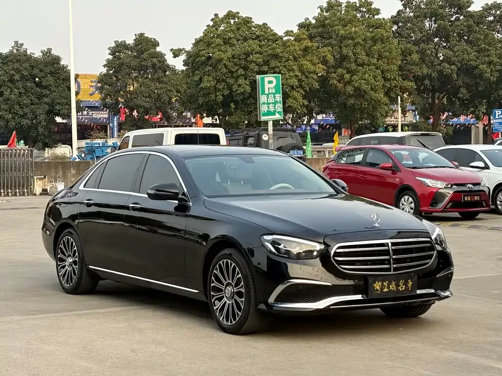 Mercedes-Benz E-Class 2023 из CN, фото 5