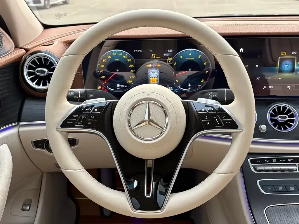 Mercedes-Benz E-Class 2023 из CN, фото 8
