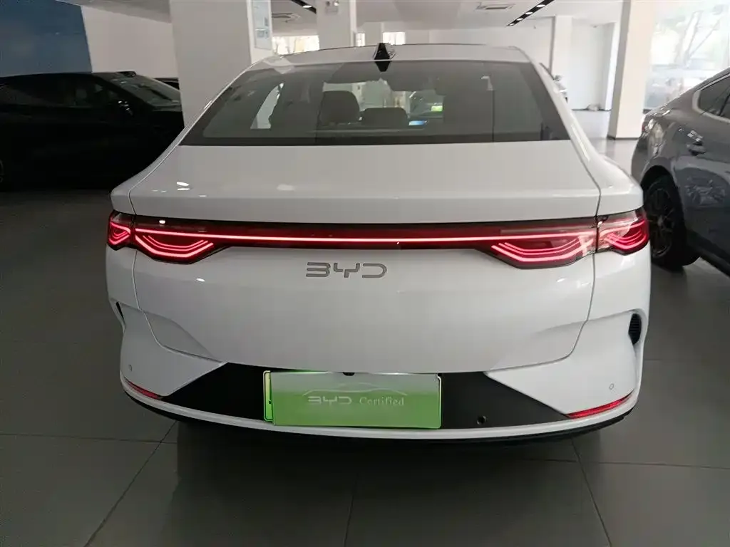 BYD Qin L 2025 из CN, фото 2