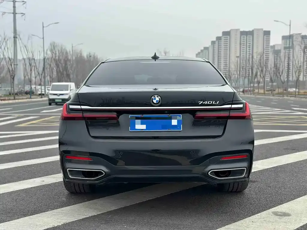 BMW 7 Series 2021 из CN, фото 8