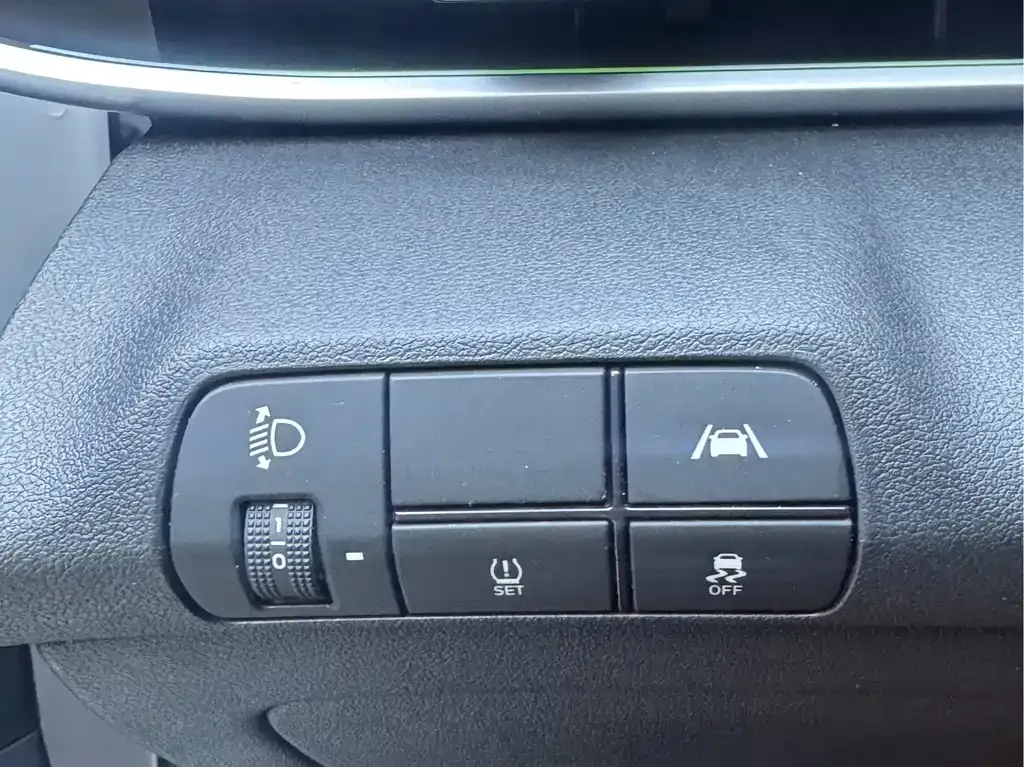 Hyundai Elantra 2022 из CN, фото 8